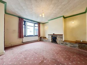 Lounge- click for photo gallery
